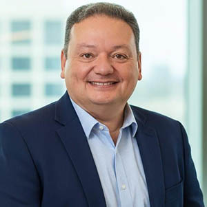 Mauricio López González