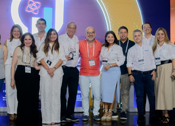 Educación para transformar vidas: el impacto del programa Becas...