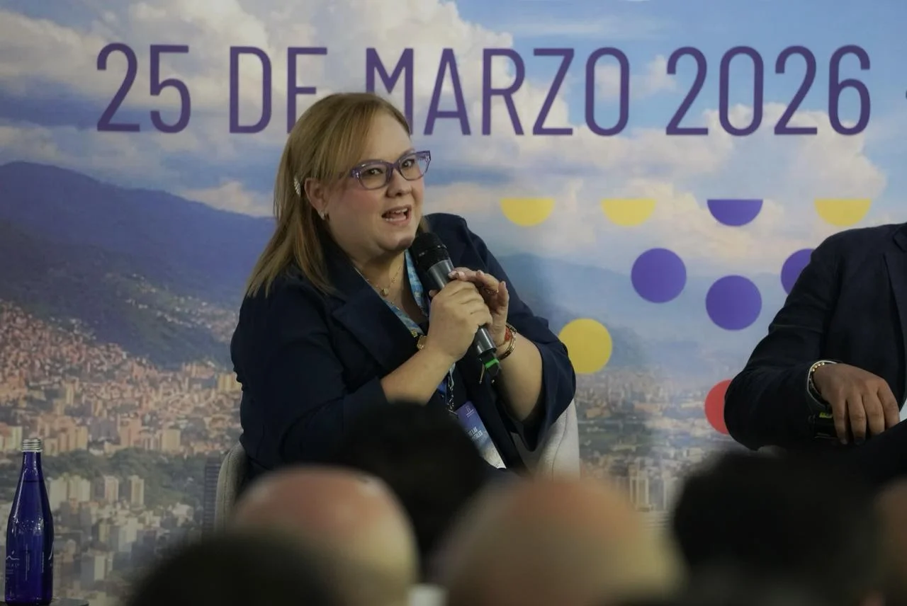 Poala Gomez Dadsa 9df74